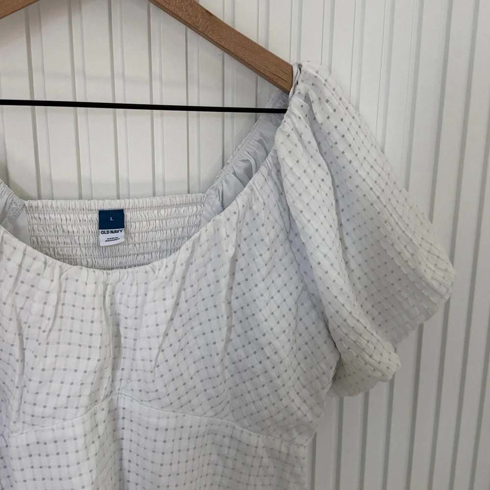 White Puff-Sleeve Square Neck Women’s Top